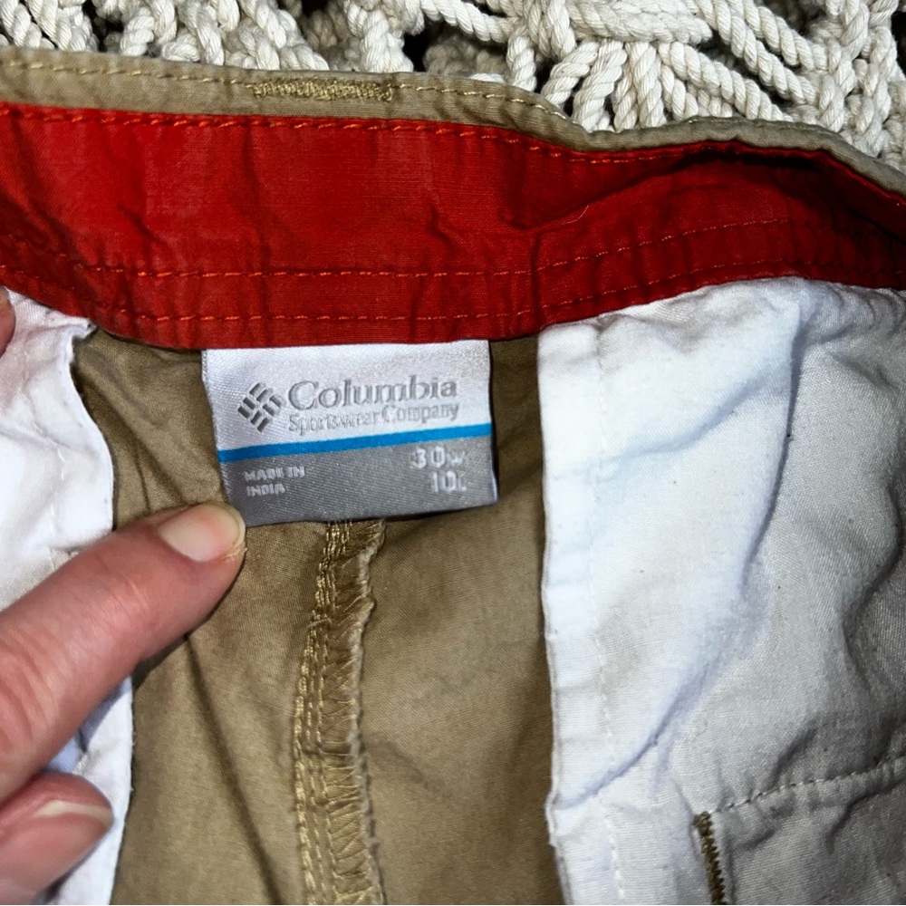 Columbia | Khaki Shorts - Picture 4 of 6